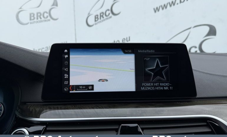 
								BMW M550 4.4 xDrive Automatas 2018 full									