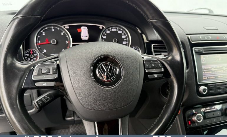 
								Volkswagen Touareg 3.0 V6 TDI 4Motion Automatas 2015 full									