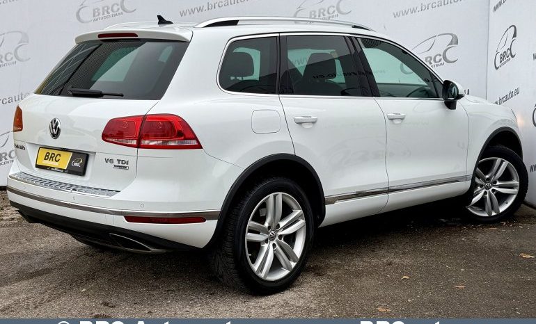 
								Volkswagen Touareg 3.0 V6 TDI 4Motion Automatas 2015 full									