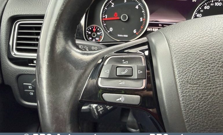 
								Volkswagen Touareg 3.0 V6 TDI 4Motion Automatas 2015 full									