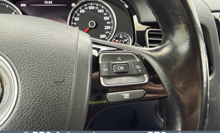 
								Volkswagen Touareg 3.0 V6 TDI 4Motion Automatas 2015 full									