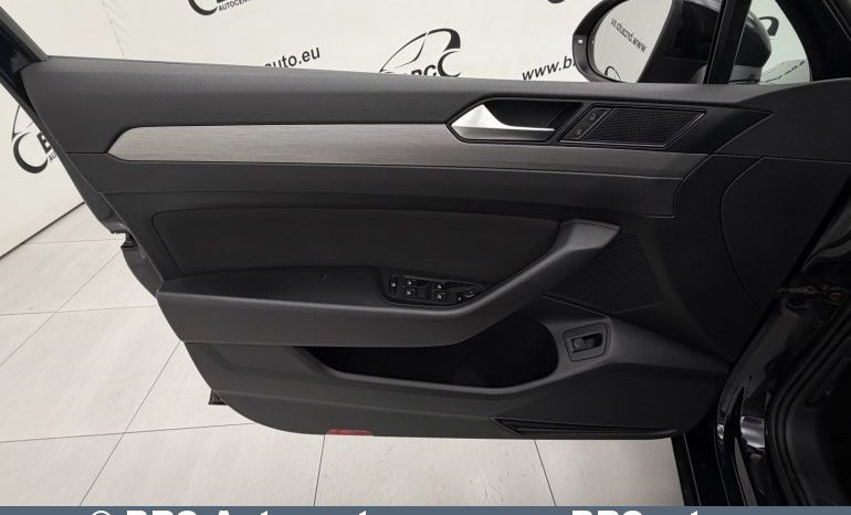 
								Volkswagen Passat 1.5 TSI Automatas 2021 full									