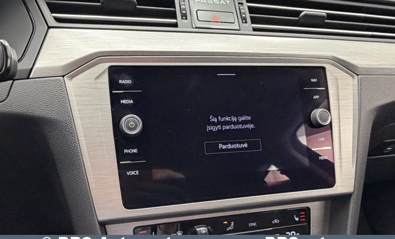 
								Volkswagen Passat 1.5 TSI Automatas 2021 full									