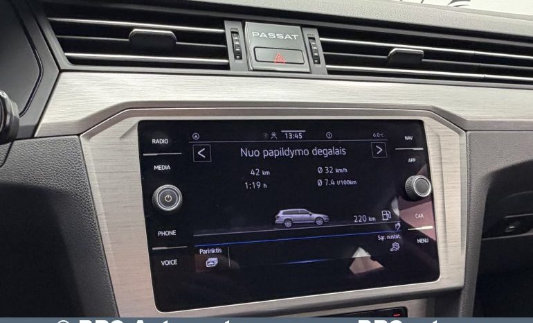 
								Volkswagen Passat 1.5 TSI Automatas 2021 full									