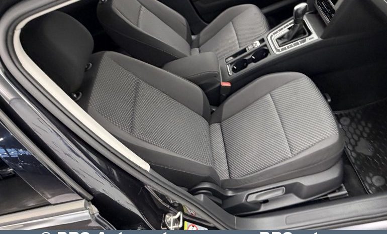 
								Volkswagen Passat 1.5 TSI Automatas 2021 full									