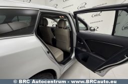 
										Toyota Avensis 2.2 D-CAT Wagon Automatas 2011 full									