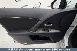 
										Toyota Avensis 2.2 D-CAT Wagon Automatas 2011 full									