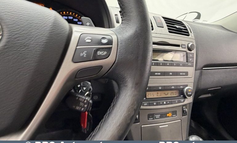 
								Toyota Avensis 2.2 D-CAT Wagon Automatas 2011 full									