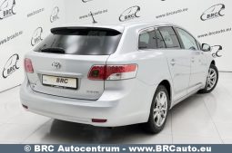 
										Toyota Avensis 2.2 D-CAT Wagon Automatas 2011 full									