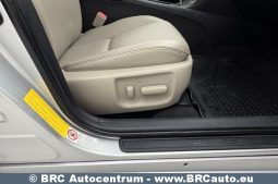 
										Toyota Avensis 2.2 D-CAT Wagon Automatas 2011 full									