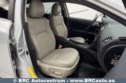
										Toyota Avensis 2.2 D-CAT Wagon Automatas 2011 full									