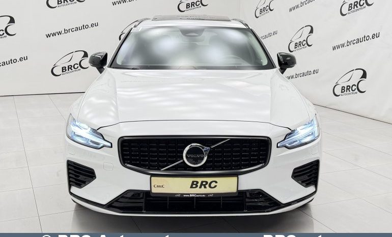 
								Volvo V60 Plug-in AWD T8 Twin Engine 2025 full									