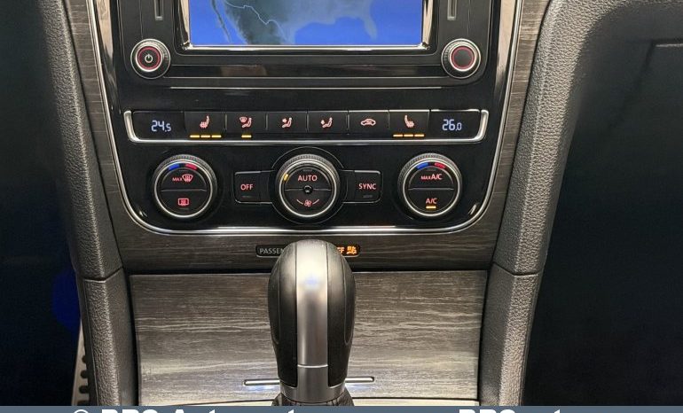 
								Volkswagen Passat 1.8 TSI B/D SEL Automatas 2016 full									