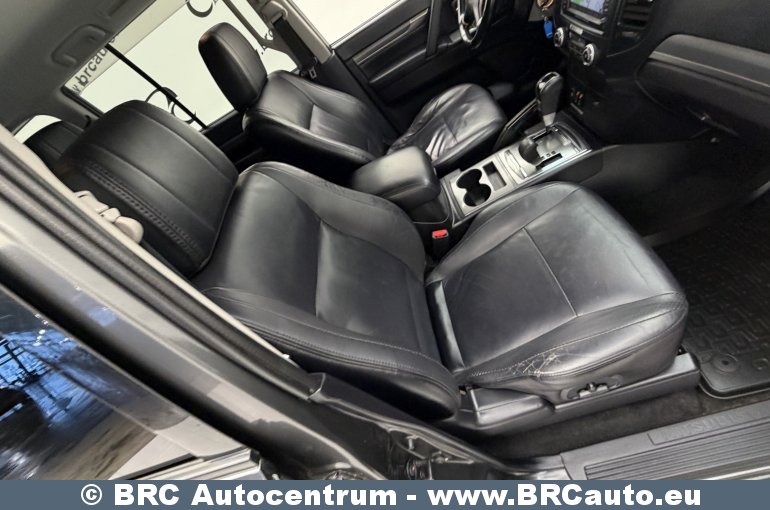 Mitsubishi Pajero 3.2 DI-D Automatas 2011
