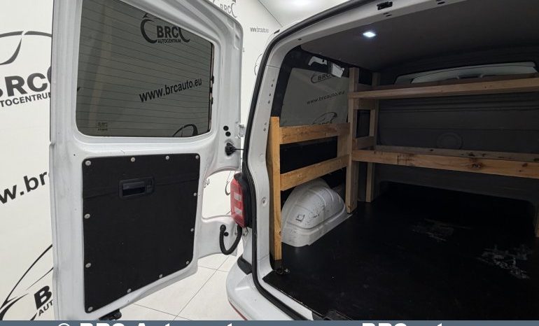 
								Volkswagen Transporter 2.0 TDI 4Motion Automatas 2019 full									