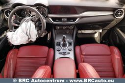 
										Alfa Romeo Stelvio Veloce Ti Q4 Automatas 2022 full									