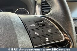
										Mitsubishi Outlander 2.0 MIVEC 4WD Automatas 2017 full									