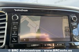 
										Mitsubishi Outlander 2.0 MIVEC 4WD Automatas 2017 full									