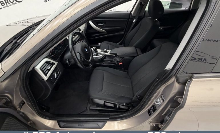 
								BMW 320 Gran Turismo i Automatas 2013 full									