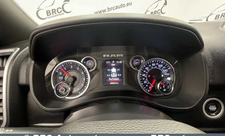 
								Dodge Ram 2500 BIG HORN 4X4 2019 full									
