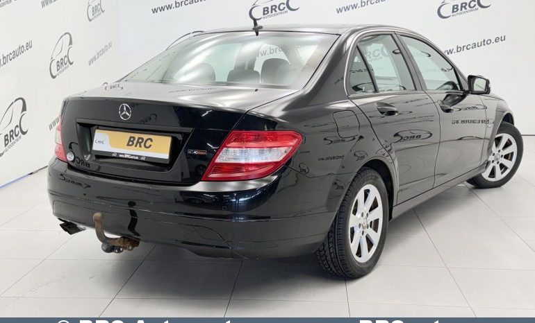 
								Mercedes-Benz C 180  2011 full									