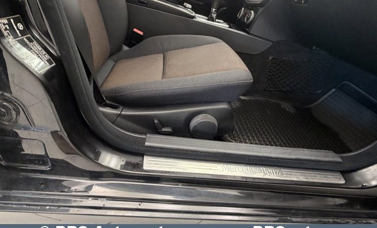 
								Mercedes-Benz C 180  2011 full									