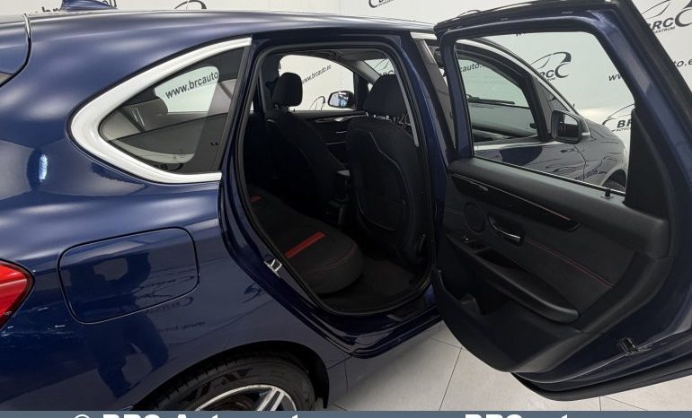
								BMW 218 Active Tourer d 2015 full									