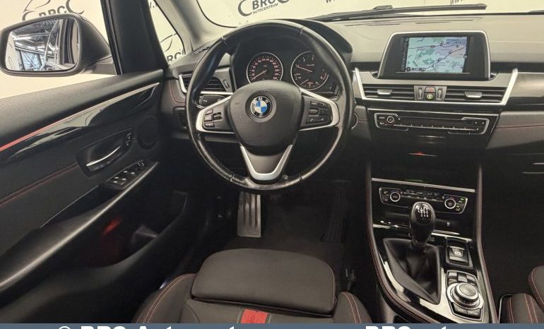 
								BMW 218 Active Tourer d 2015 full									