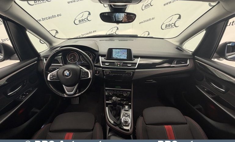 
								BMW 218 Active Tourer d 2015 full									