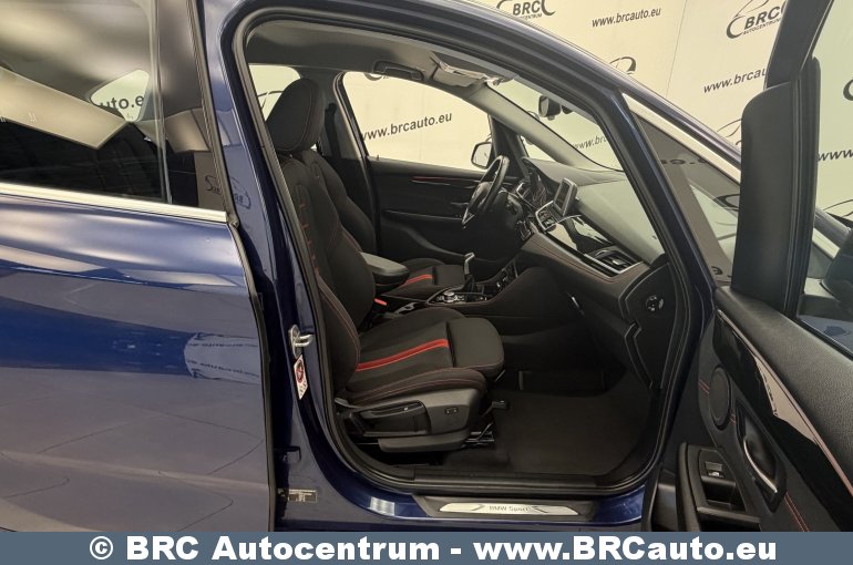 BMW 218 Active Tourer d 2015