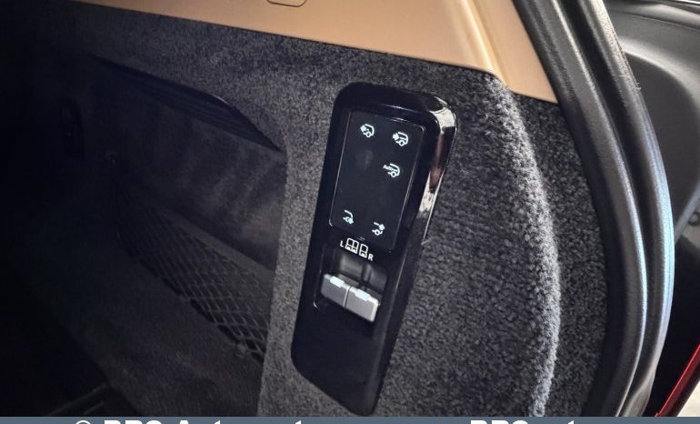 
								Land Rover Range Rover D300 Mild Hybrid AWD Automatas 2023 full									