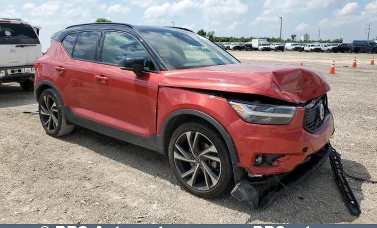 
								Volvo XC 40 2.0 T5 AWD R-Design Automatas 2019 full									