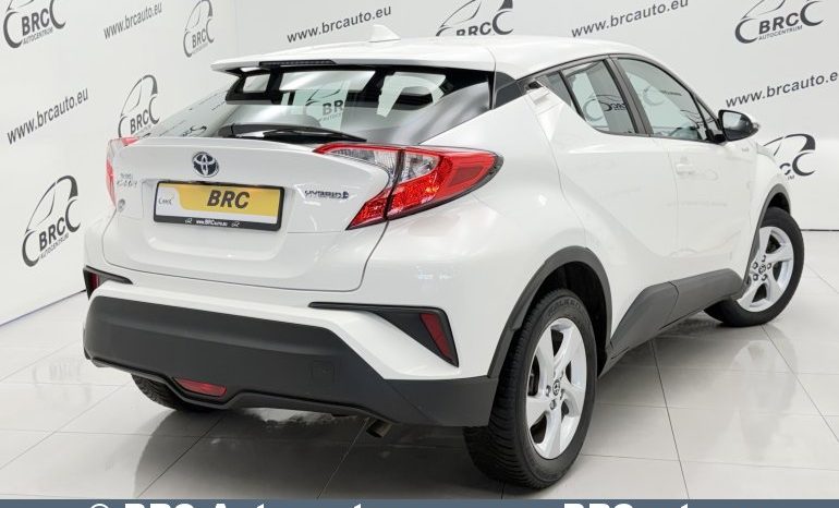 
								Toyota C-HR 1.8 Hybrid Automatas 2017 full									