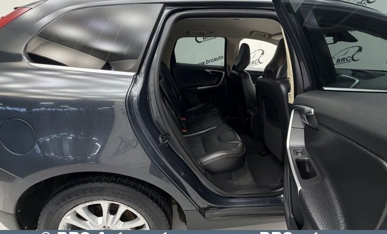 
								Volvo XC 60 D5 AWD Summum Automatas 2010 full									