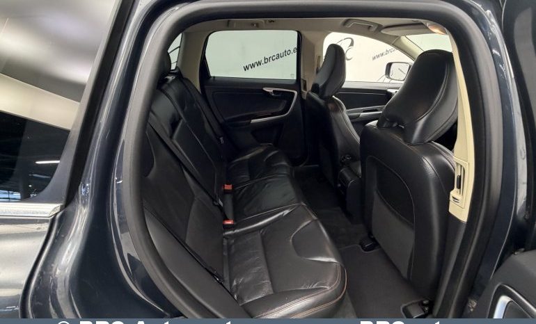 
								Volvo XC 60 D5 AWD Summum Automatas 2010 full									