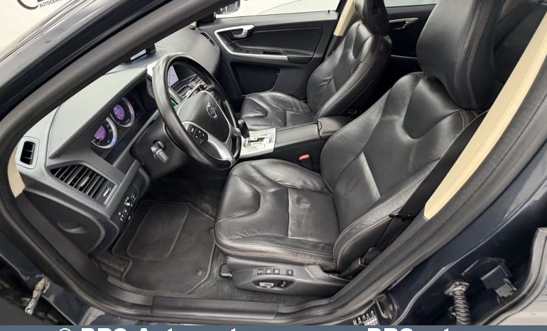 
								Volvo XC 60 D5 AWD Summum Automatas 2010 full									