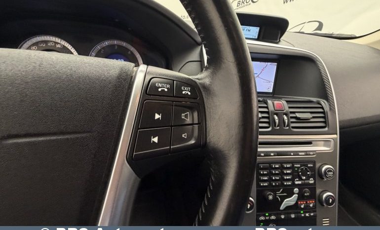 
								Volvo XC 60 D5 AWD Summum Automatas 2010 full									