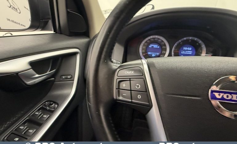 
								Volvo XC 60 D5 AWD Summum Automatas 2010 full									