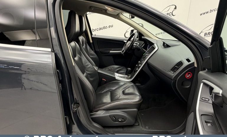 
								Volvo XC 60 D5 AWD Summum Automatas 2010 full									
