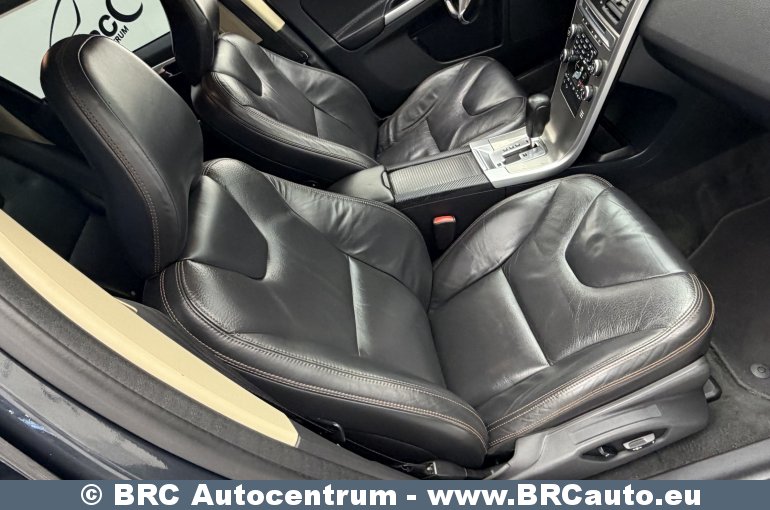 Volvo XC 60 D5 AWD Summum Automatas 2010