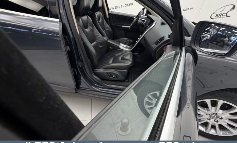 
								Volvo XC 60 D5 AWD Summum Automatas 2010 full									