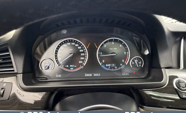 
								BMW 530 d xDrive Automatas 2014 full									