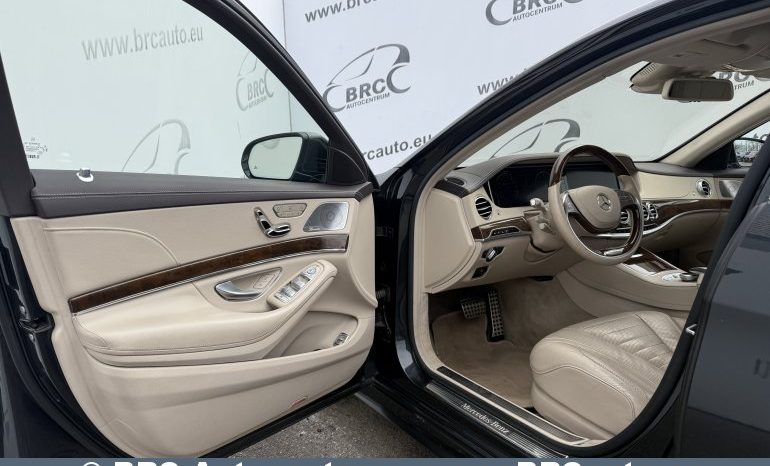 
								Mercedes-Benz S 550 4.7i Automatas 2015 full									