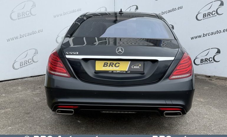 
								Mercedes-Benz S 550 4.7i Automatas 2015 full									