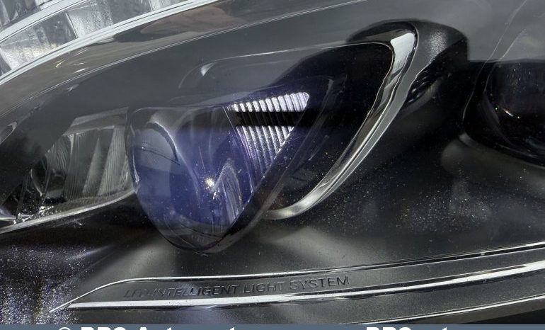 
								Mercedes-Benz S 550 4.7i Automatas 2015 full									