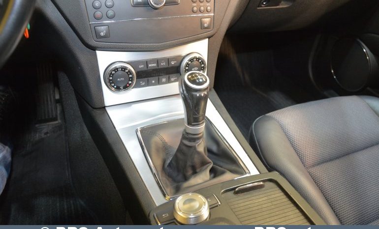 
								Mercedes-Benz C 200 CDI Avantgarde 2008 full									