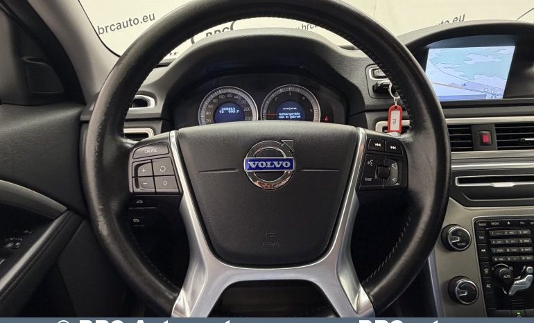 
								Volvo V70 D2 Drive Automatas 2012 full									