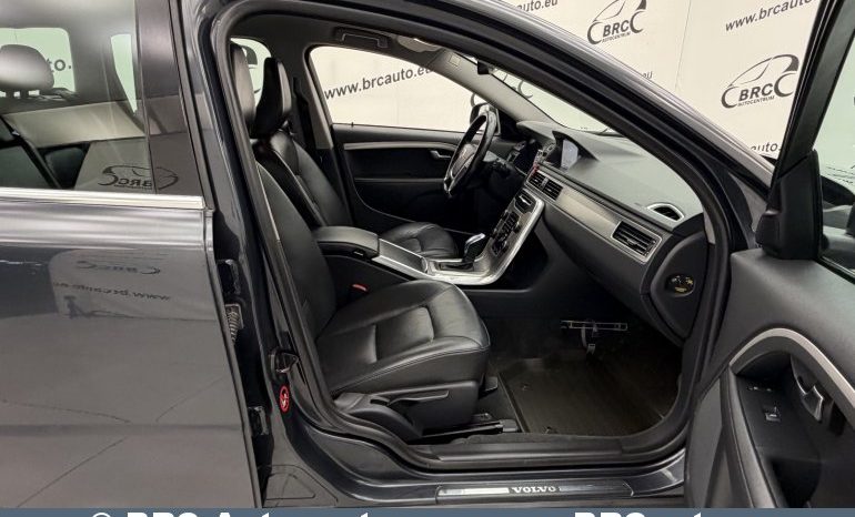 
								Volvo V70 D2 Drive Automatas 2012 full									