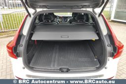 
										Volvo XC 60 T6 R-Line AWD Automatas 2018 full									