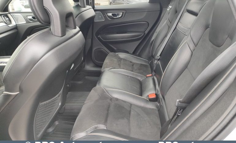 
								Volvo XC 60 T6 R-Line AWD Automatas 2018 full									